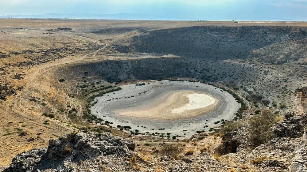 Meyil Obruk Lake