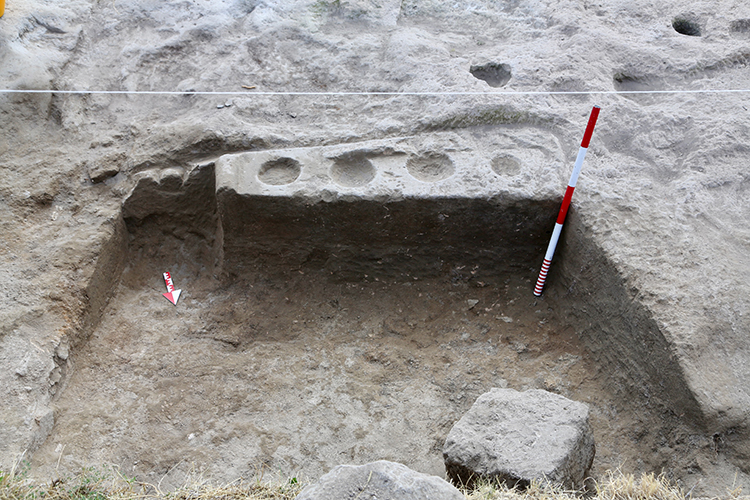 Hearths and ovens dating back to the 7th century BC xiscovered in front of the Phrygian altar