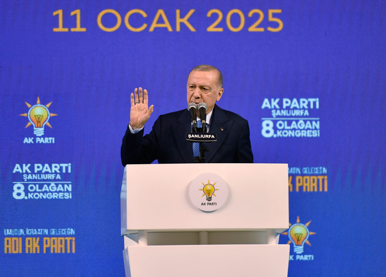 Erdoğan: Terrorist Organization Must Disband Itself