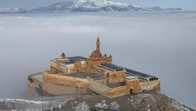 Ishak Pasha Palace