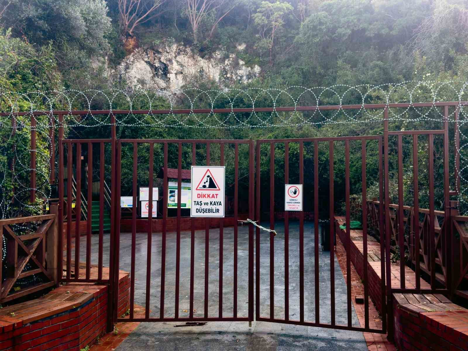 Zeus Cave Temporarily Closed to Visitors